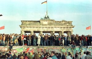 Il y a 60 ans, le mur de Berlin s'érigeait, divisant le monde...