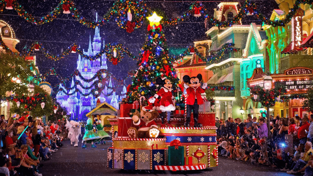 Disneyland : le magasin "World Of Disney" ouvre dans Disney Village pour Noel 2020