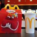 "Happy Meal" : quelle histoire se cache derrière les jouets de McDonald's ?