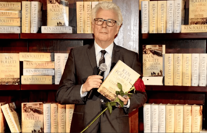 Ken Follett : l'auteur fait un don en faveur d'un monument français ! - Cultea