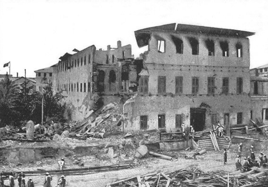 Le palais et d'autres bâtiments détruits à Zanzibar - Cultea