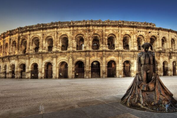 Les arènes de Nîmes : l'un des amphithéâtres romains les mieux conservés