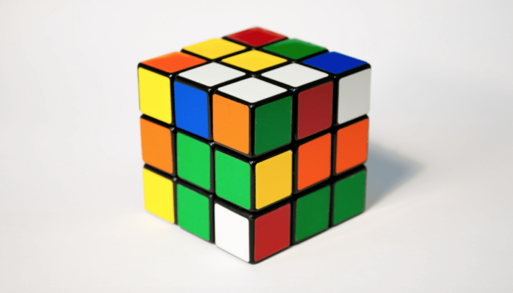 L'invention du Rubik's Cube, le casse tête le plus connu au monde