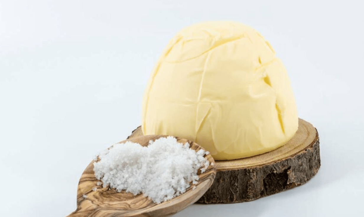 Pourquoi le beurre de Bretagne est-il salé ?