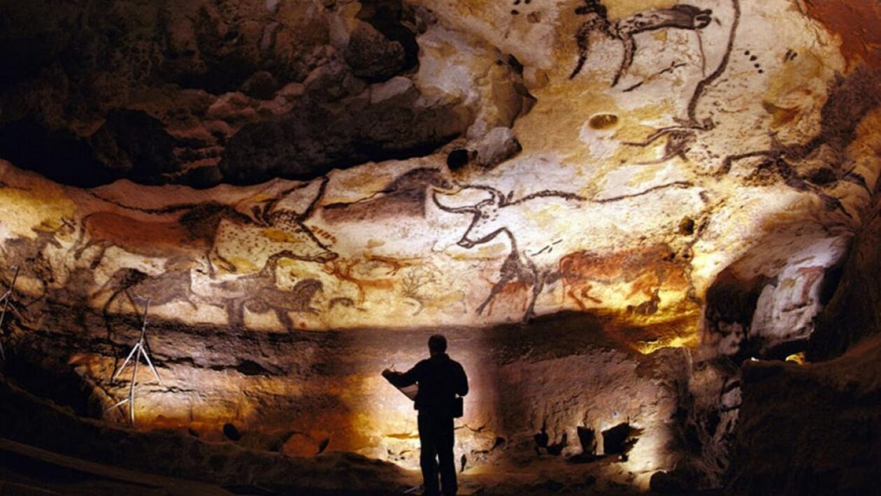 La découverte de la grotte de Lascaux en septembre 1940