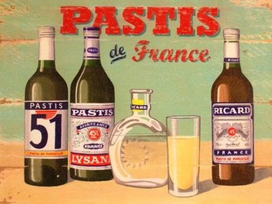 Le Pastis fut une alternative à l'absinthe après son interdiction - Cultea