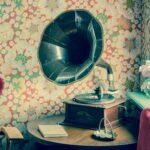 Le gramophone : une alarme à distance révolutionnaire en Angleterre