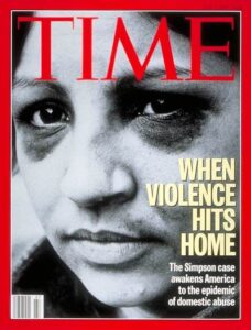 Donna Ferrato, après s'être vue refuser ses photos par la presse, fait la couverture du Time pour dénoncer les violences conjugales