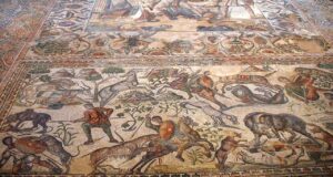 Vérone : une ancienne mosaïque romaine a surgi de terre !