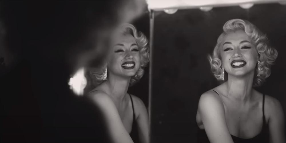 Ana de Armas se change en Marilyn Monroe - Cultea