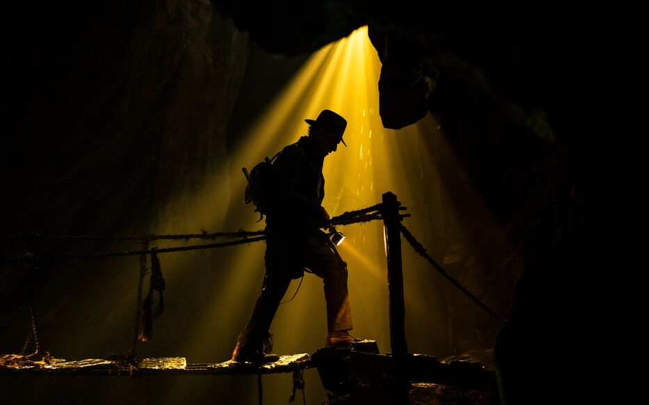 Photographie inédite de Indiana Jones 5 en cours de production, partagée par Harrison Ford sur son compte Twitter - Cultea