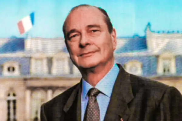 "Ça m'en touche une sans faire bouger l'autre" : Chirac ressuscité