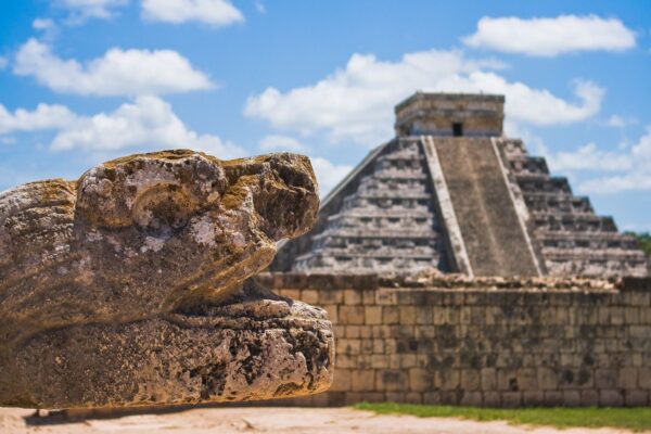 Les Mayas : précurseurs des soins dentaires ?