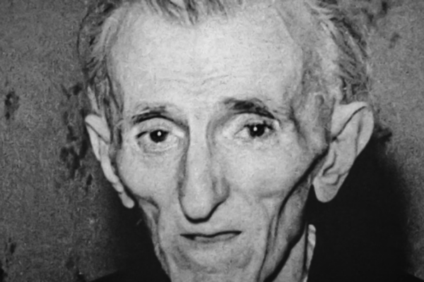 La dernière photo de Nikola Tesla avant sa mort
