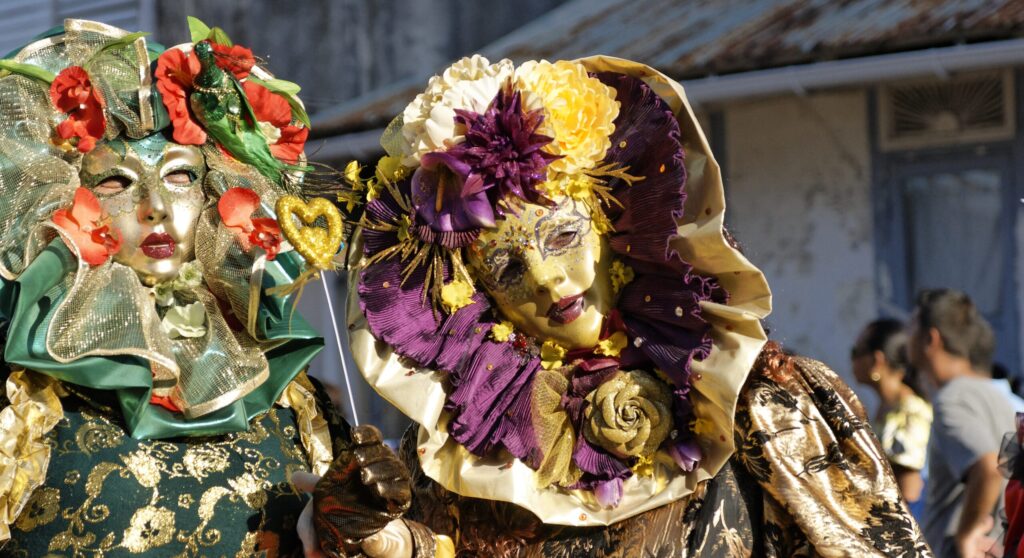 Chapeau De Cowboy Fabulous Boland - Blanc Scintillant Pour Carnaval, Western Et Fêtes à Thème