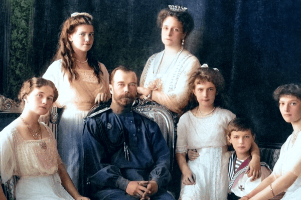 Les Romanov : une famille impériale passionnée de photographie