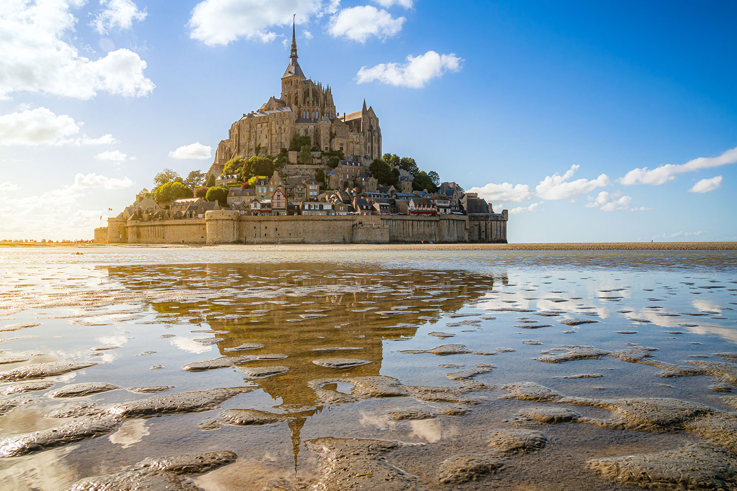 Le Mont-Saint-Michel : breton ou normand ? - Cultea