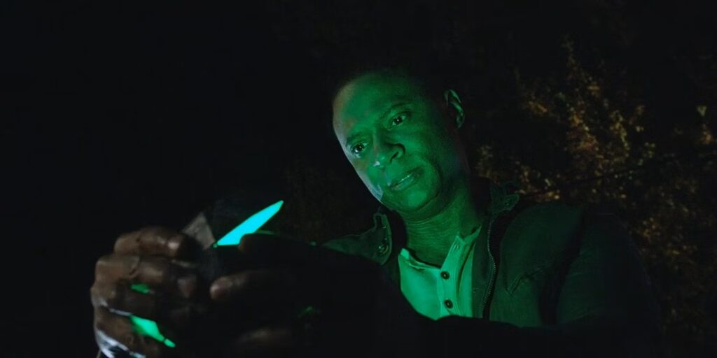 John Diggle trouve la bague de Green Lantern