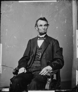 Le portrait de Lincoln sur le billet américain actuel de 5 dollars est basé sur cette photographie du 9 février 1864.