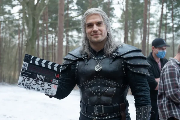 "The Witcher" Henry Cavill va tirer sa révérence au profit de Liam Hemsworth