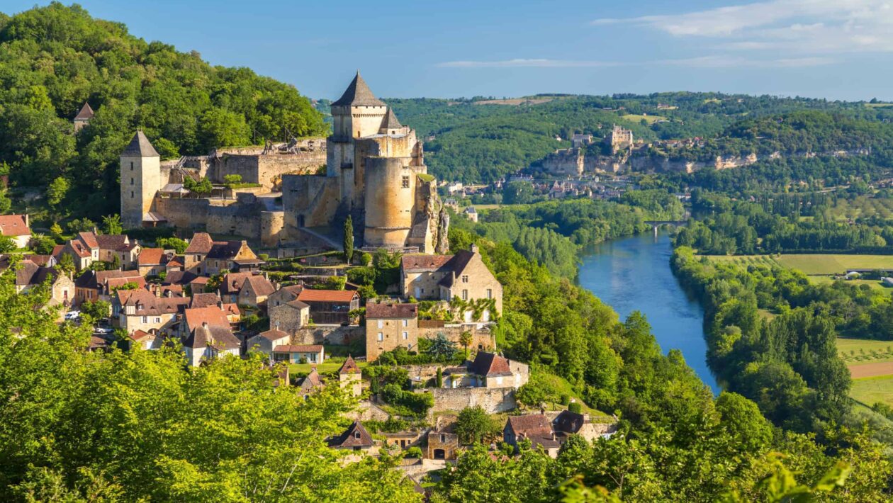 Dordogne : Y a-t-il réellement 1001 châteaux dans le Périgord ?