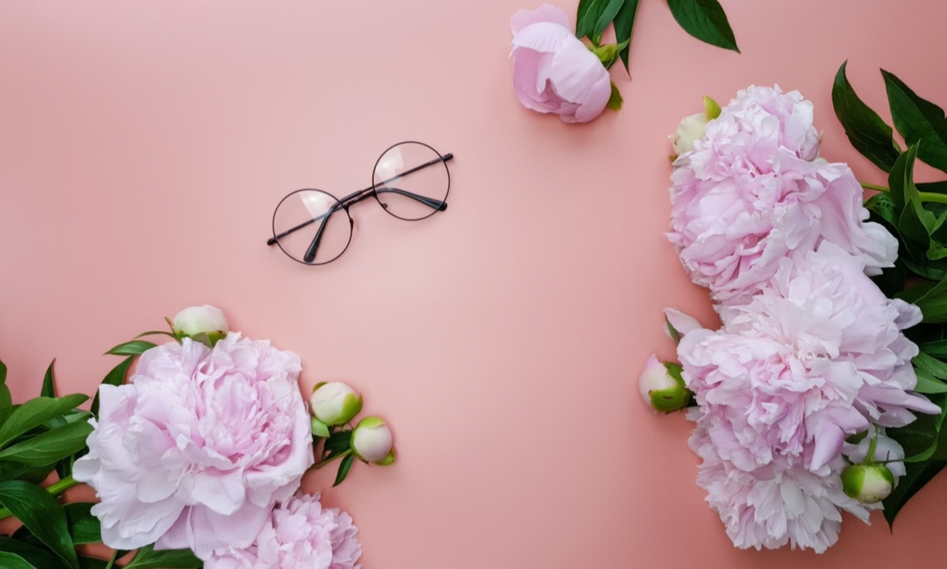 Des lunettes qui racontent une histoire : l'art au bout du nez