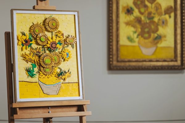 Après "La Nuit étoilée", LEGO dévoile "Les Tournesols" de Vincent Van Gogh