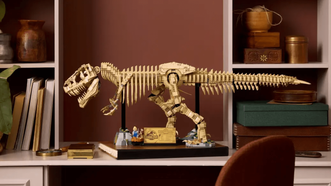 LEGO célèbre "Jurassic Park" avec un set époustouflant dédié au Tyrannosaurus rex !