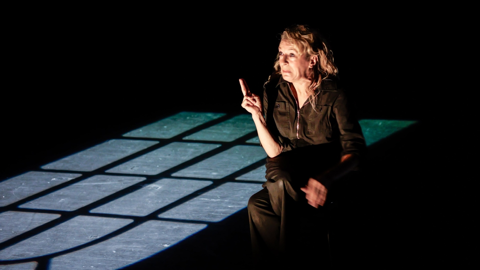 "Cache-cache" est un spectacle sublime [Avignon OFF 2025]