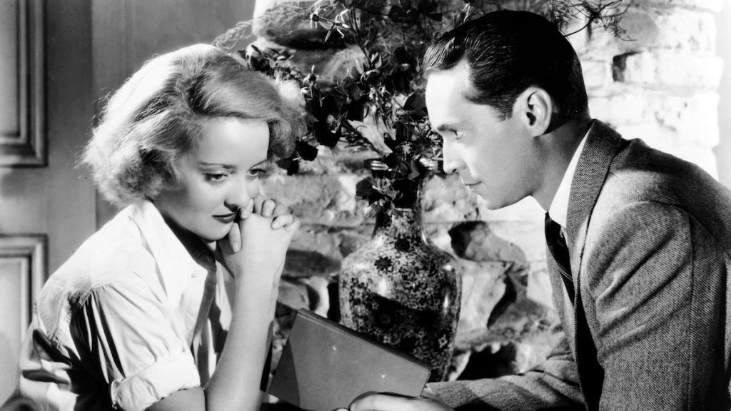 Bette Davis, actrice phénomène de la Warner durant l'âge d'or d'Hollywood