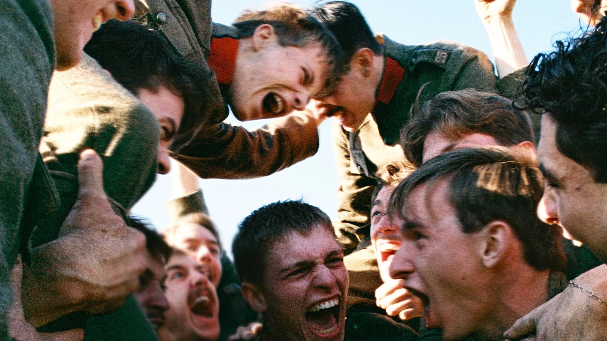 "Coward" : Lukas Dhont déconstruit les codes du film de guerre [critique]